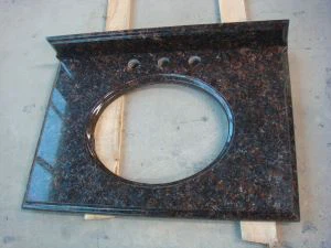 Индийский гранит Тан коричневый тщеславие Топы