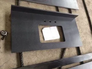 Потолочная столешница из гранита