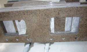 Тщеславие вверх в китайском тропическом коричневом